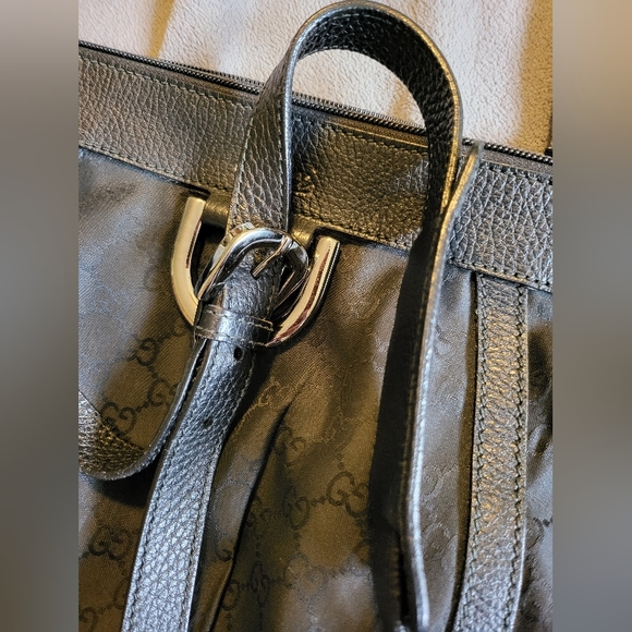 Gucci GG Supreme Abbey Small D Ring - Picture 15 of 16